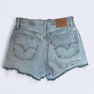 Levi short cutoff light wash shorts